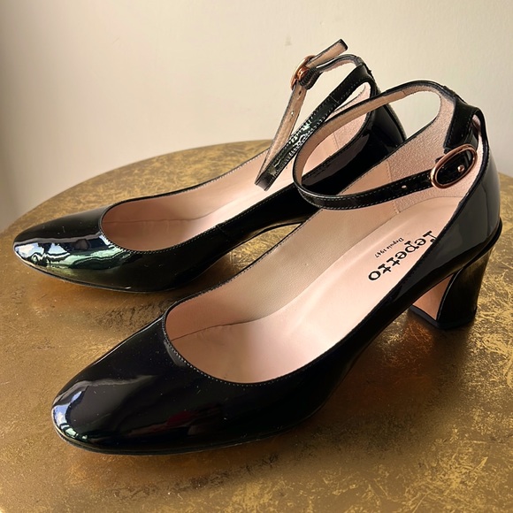 Repetto Shoes - Repetto Pumps US size 8   Excellent condition